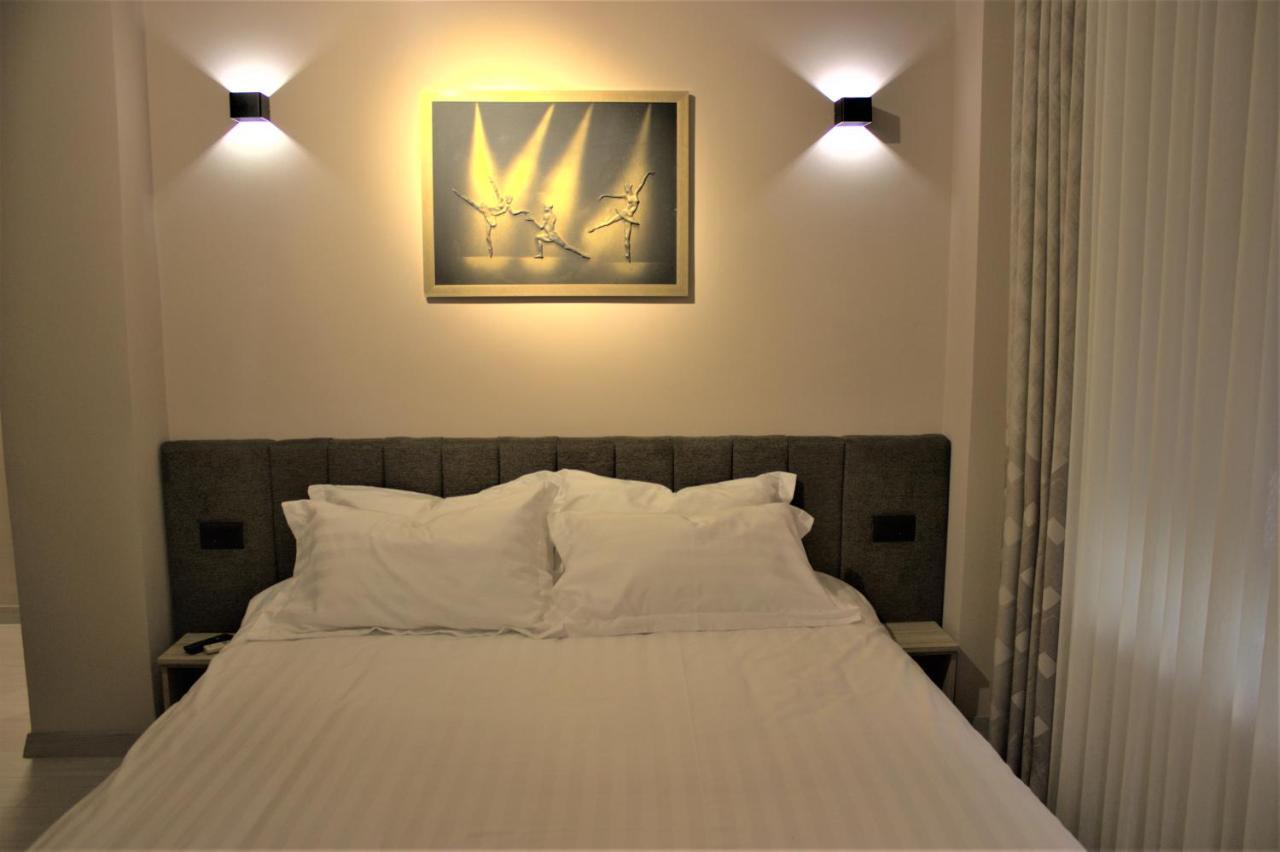 Bliri Executive Suite Tirana Exterior foto